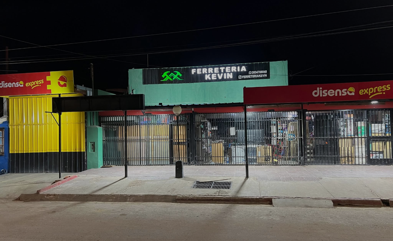Frente del local Ferretería Kevin